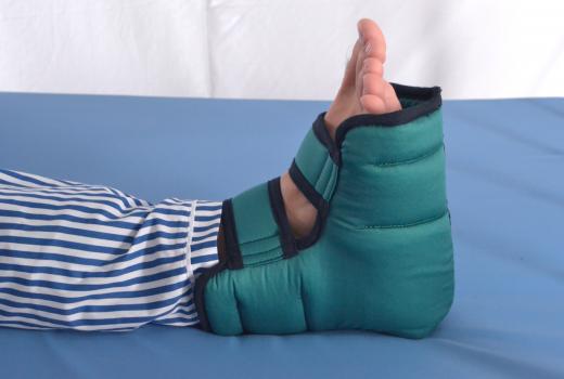 預(yù)防足部壓瘡-足跟墊4號(hào)使用操作視頻