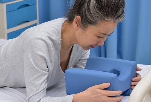 蒙泰眼科趴枕 防水透氣眼科術后護理墊 眼科俯臥位休息墊