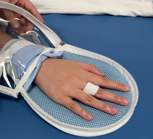 蒙泰轉(zhuǎn)化護(hù)士創(chuàng)新的“透明型”約束手套